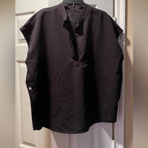 Figs Rafaela Oversized Scrub top L